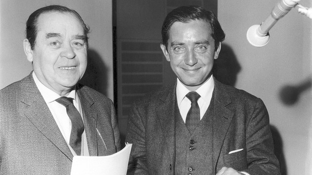 Alfred Pongratz (l.) und Hans Clarin bei den Aufnahmen des Radio-Hörspiels