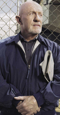 Jonathan Banks als Mike Ehrmantraut - hier noch als Parkplatzwächter.
