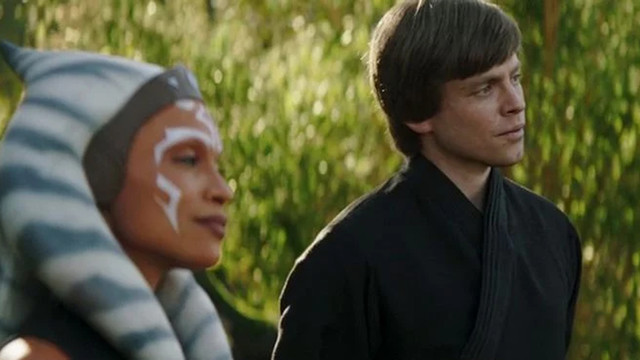 Ahsoka trifft auf Luke Skywalker.