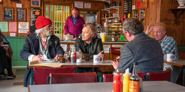 Gipfeltreffen im Café von Lomper und Dennis