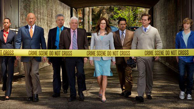 Captain Sharon Raydor (Mary McDonnell, m.) übernimmt die "Major Crimes"-Einheit.