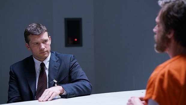 Zweite Erzählebene: FBI-Mitarbeiter Jim "Fitz" Fitzgerald (Sam Worthington) im Dialog mit Ted Kaczynski (Paul Bettany)