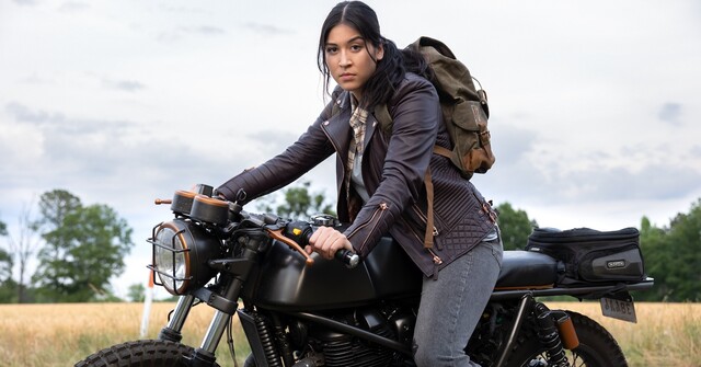 Maya Lopez (Alaqua Cox) auf ihrem Motorrad