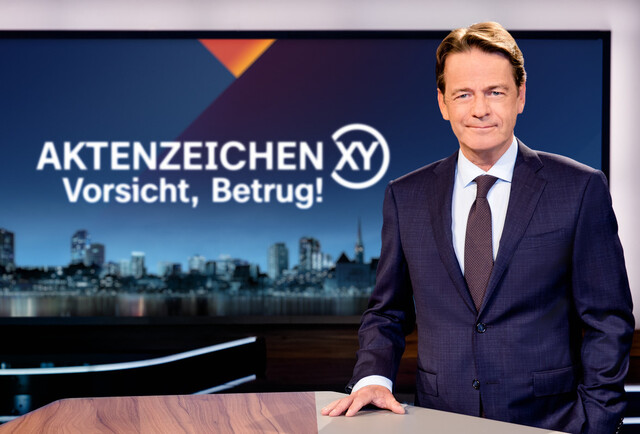 "Vorsicht, Falle!" in neuem Gewand: Rudi Cerne präsentiert das "XY"-Spezial "Vorsicht, Betrug!"