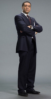 Harry J. Lennix verkörpert Keens Chef, Special Agent Cooper.
