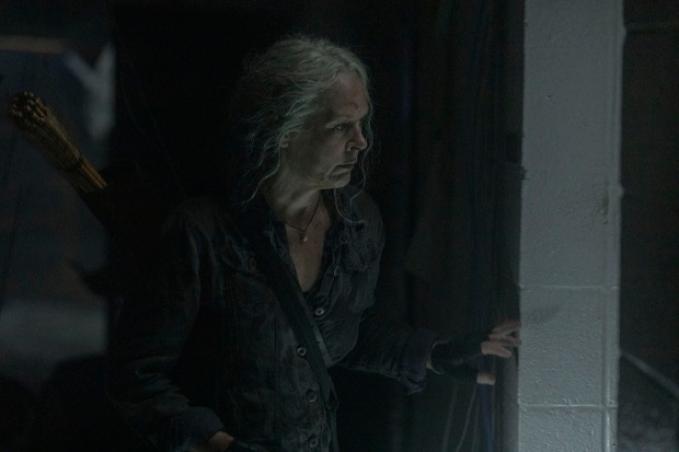 Carol (Melissa McBride) sieht überall die Geister der Vergangenheit.