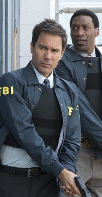 Grant MacLaren (Eric McCormack) und sein FBI-Partner Walt Forbes (Arnold Pinnock)