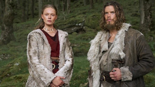 Aus Grönland angereist, in der Wikingergeschichte gelandet: Freydís (Frida Gustavsson) und ihr Bruder Leif (Sam Corlett).